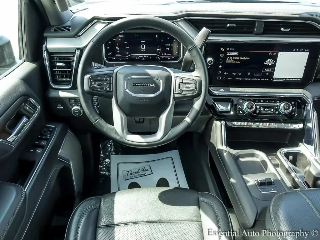 Used 2025 Titanium Rush Metallic GMC Denali image 15