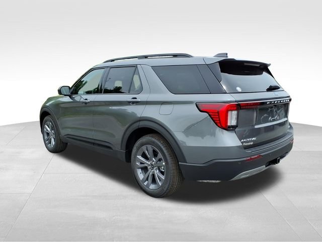 New 2026 Carbonized Gray Metallic Ford Active image 6