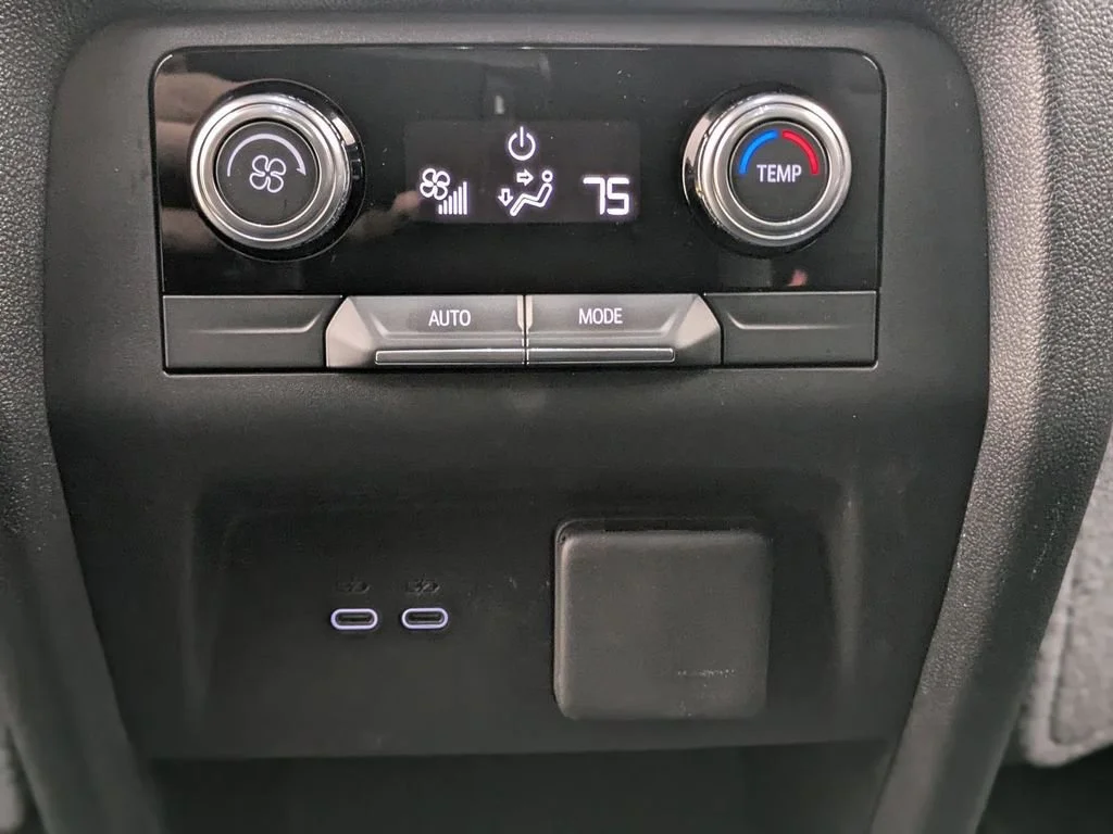 2026 GMC Acadia Elevation - Photo 25