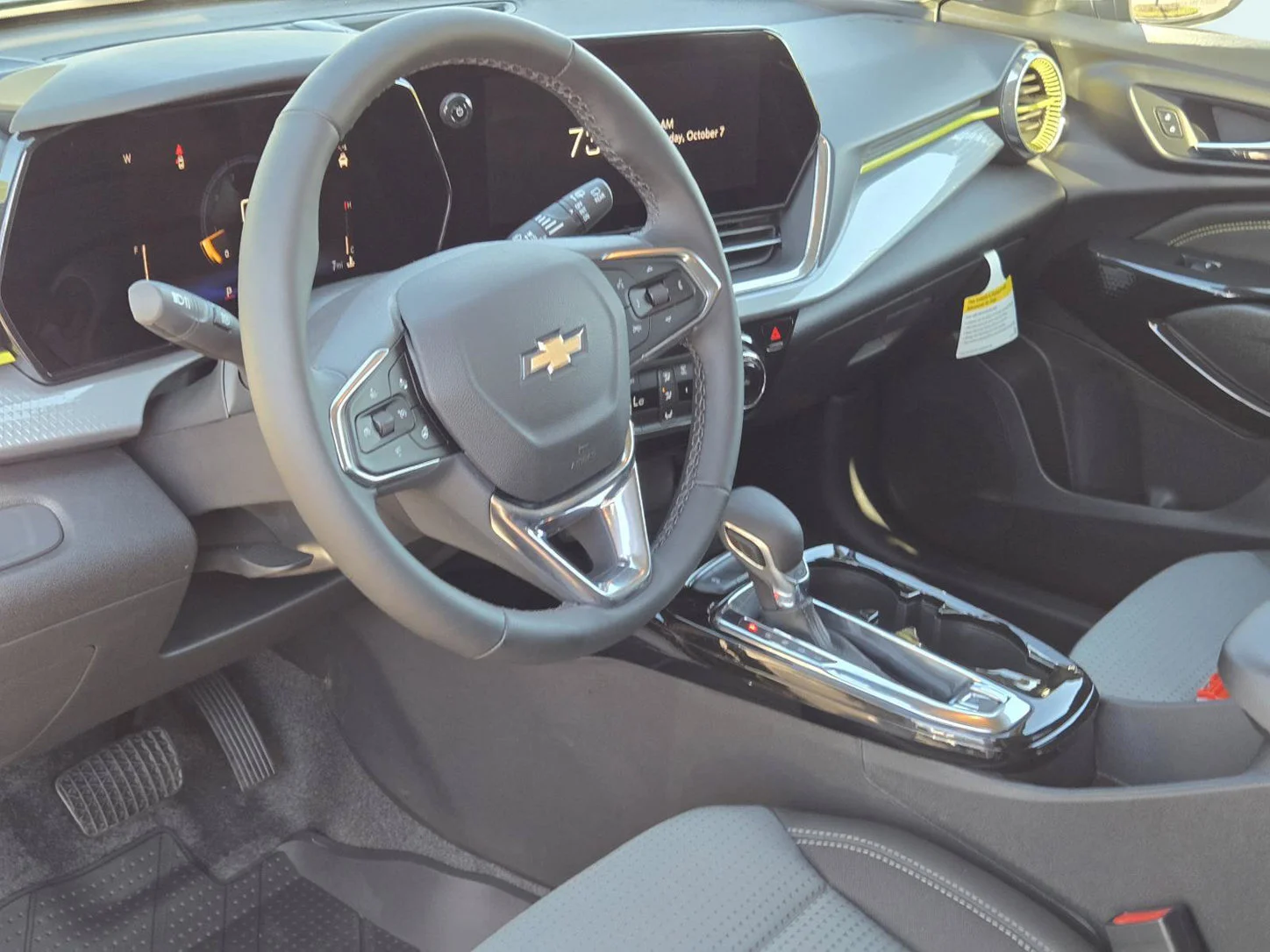 New 2026 Mosaic Black Metallic Chevrolet LT image 12