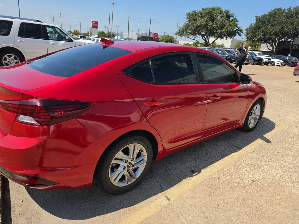 Used 2020 Red Hyundai SEL image 6