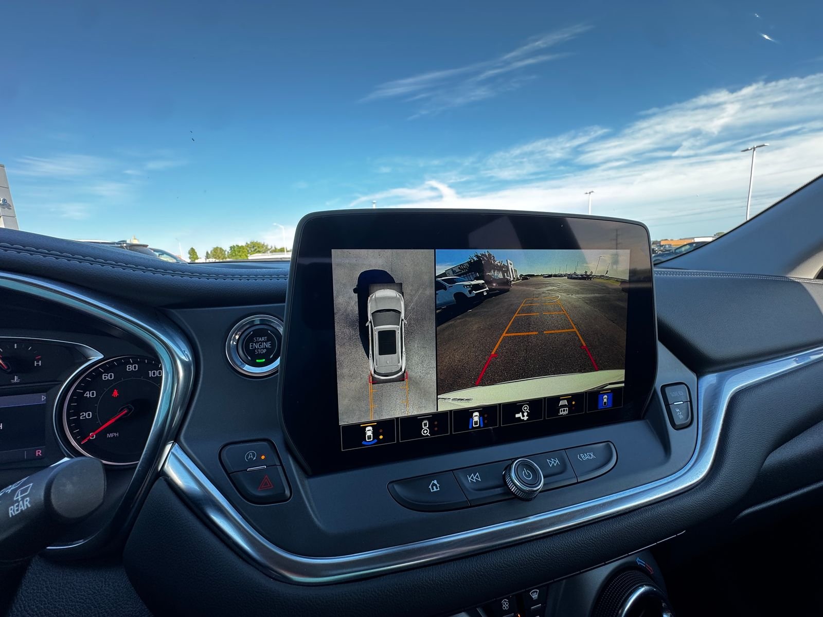 Used 2024 Summit White Chevrolet LT image 18