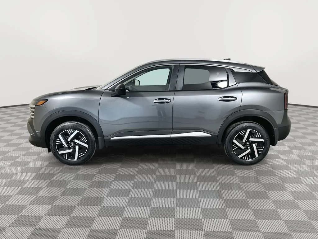 Used 2026 Gray Nissan SV image 5