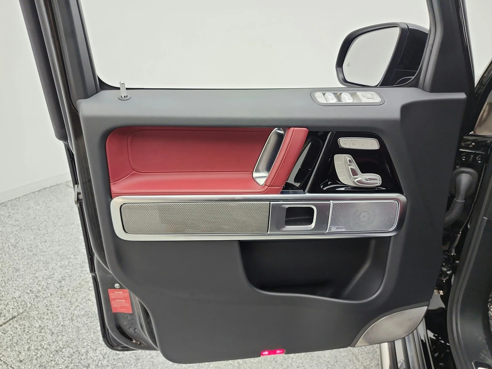 Certified Used 2025 Black Mercedes-Benz G 550 SUV image 14