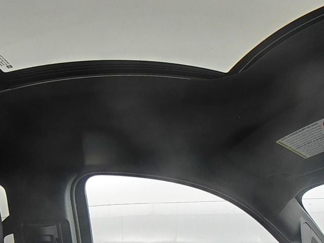 Used 2023 Black Chevrolet High Country image 41