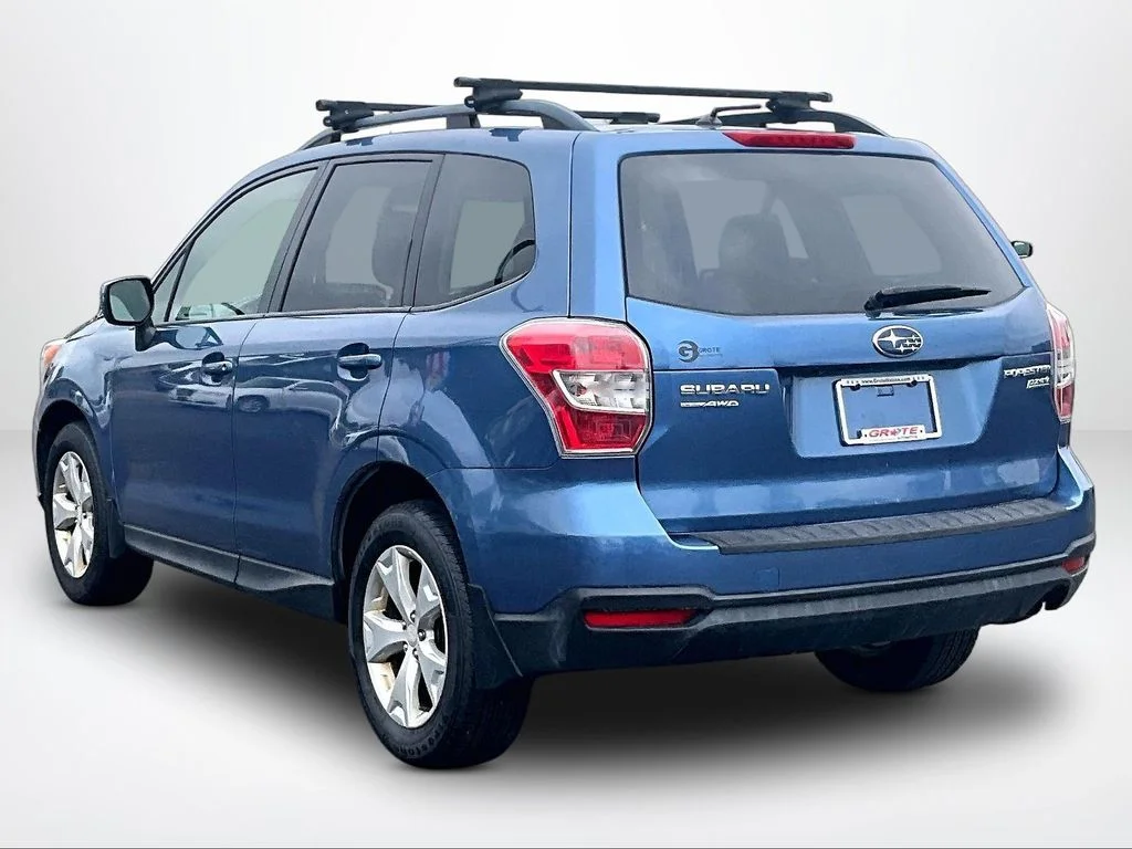 Used 2015 Blue Subaru 2.5i Premium image 12