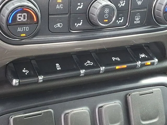 Used 2018 Black Chevrolet High Country image 24