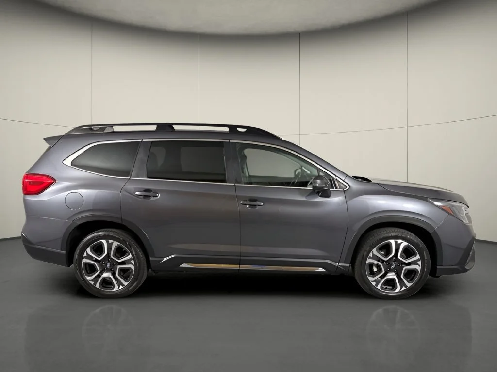 Used 2023 Gray Subaru Limited image 9