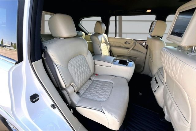 Used 2021 White INFINITI Sensory image 27