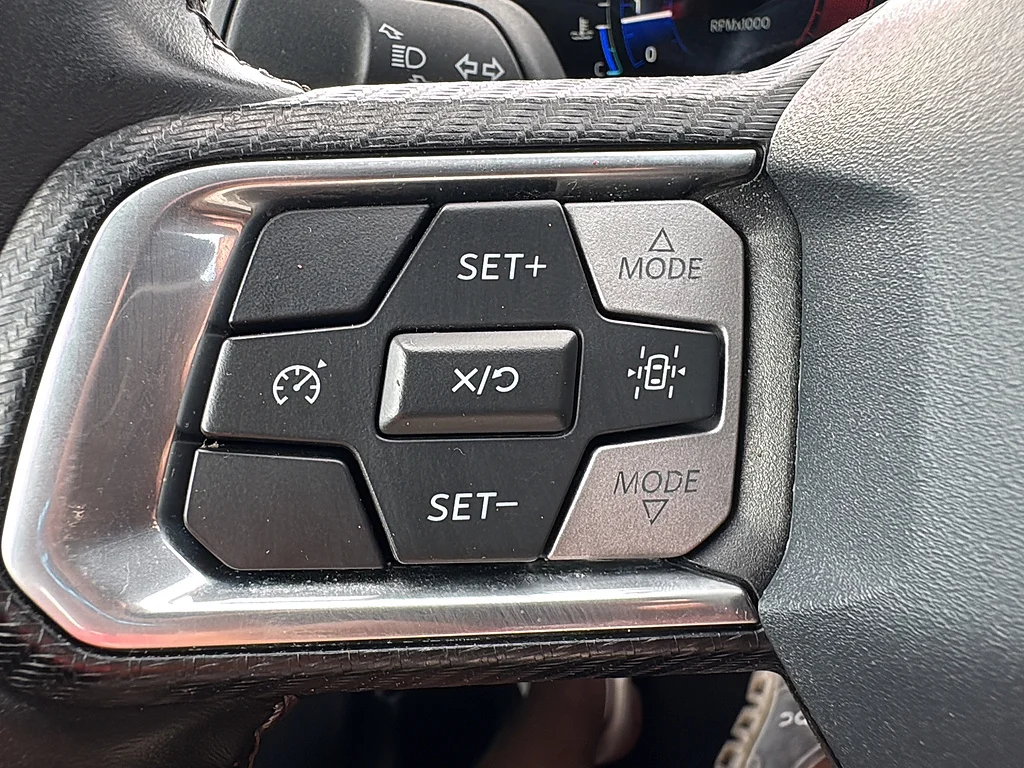 Used 2024 Carbonized Gray Ford  image 18