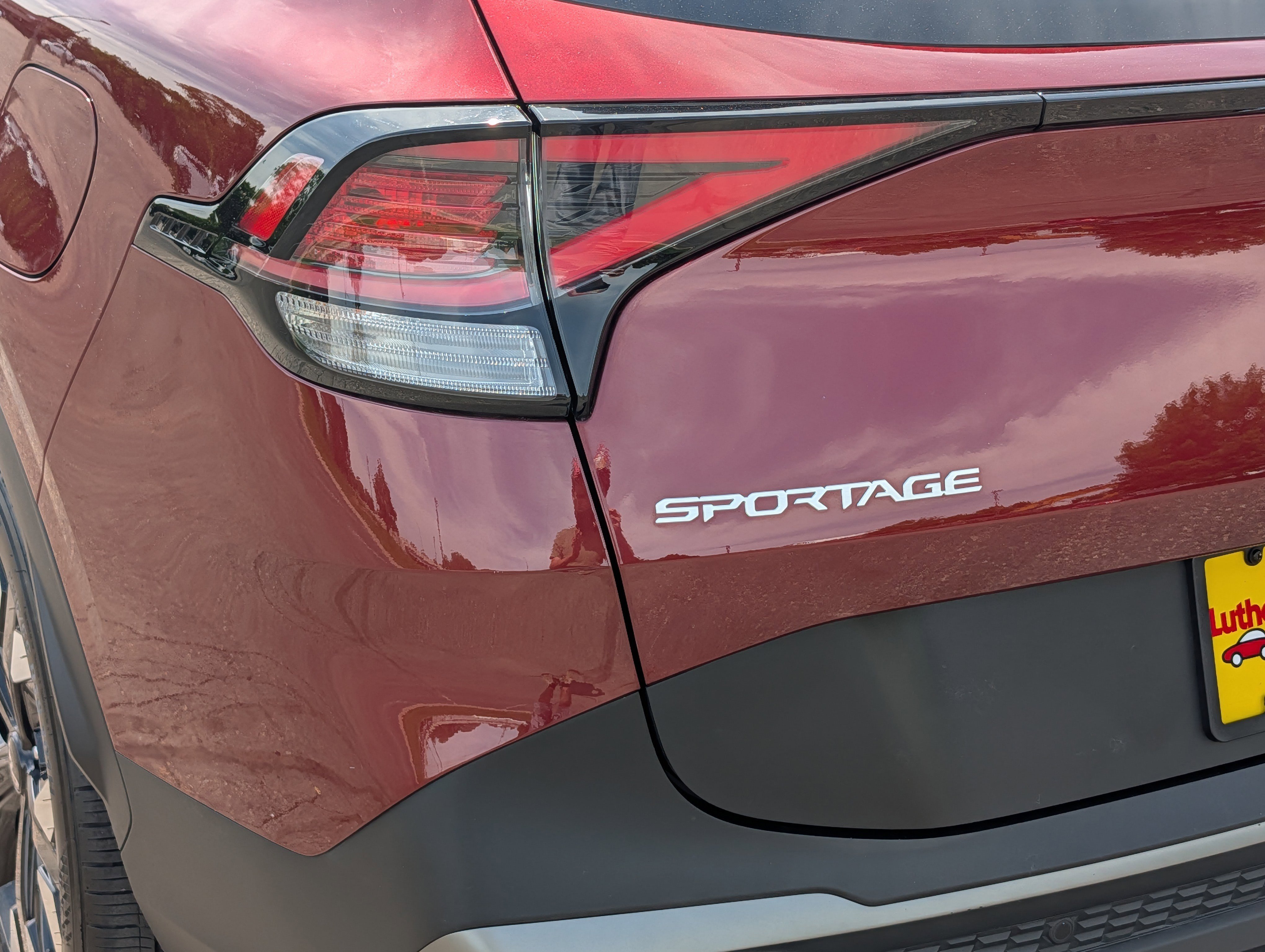 Certified Used 2023 Dawning Red Kia X-Line image 17