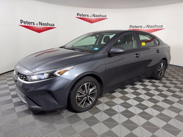 Used 2022 Gray Kia LXS image 3