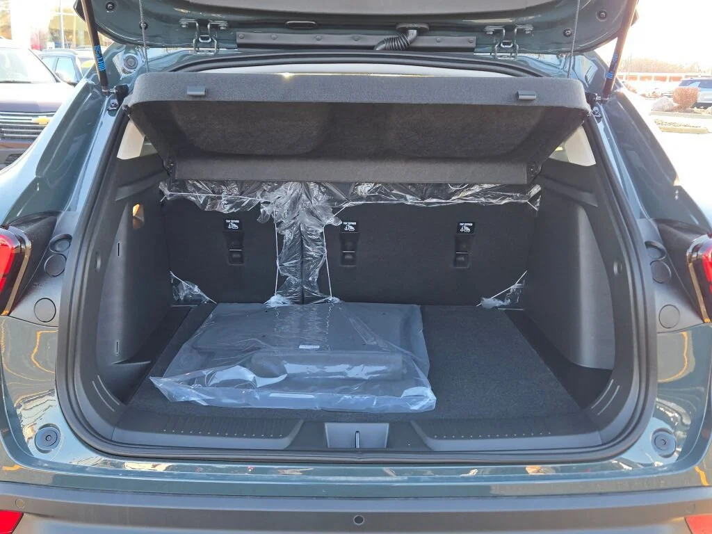 2026 Chevrolet Trax LT - Photo 16