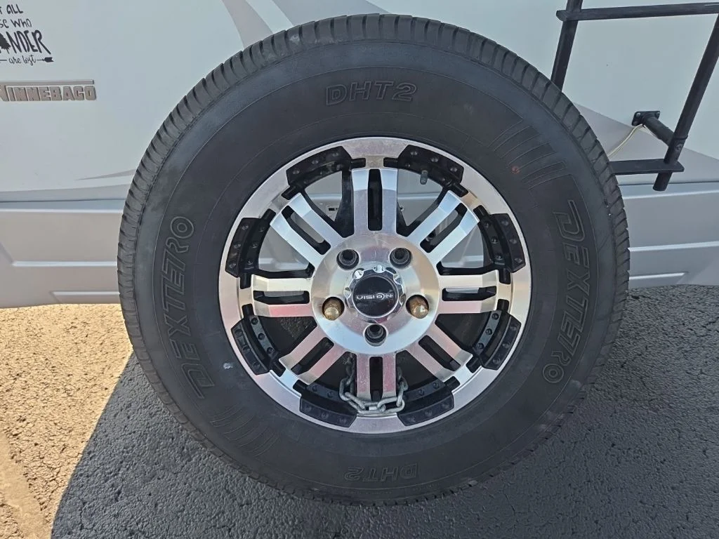 Used 2016 Silver Ram Winnebago image 11