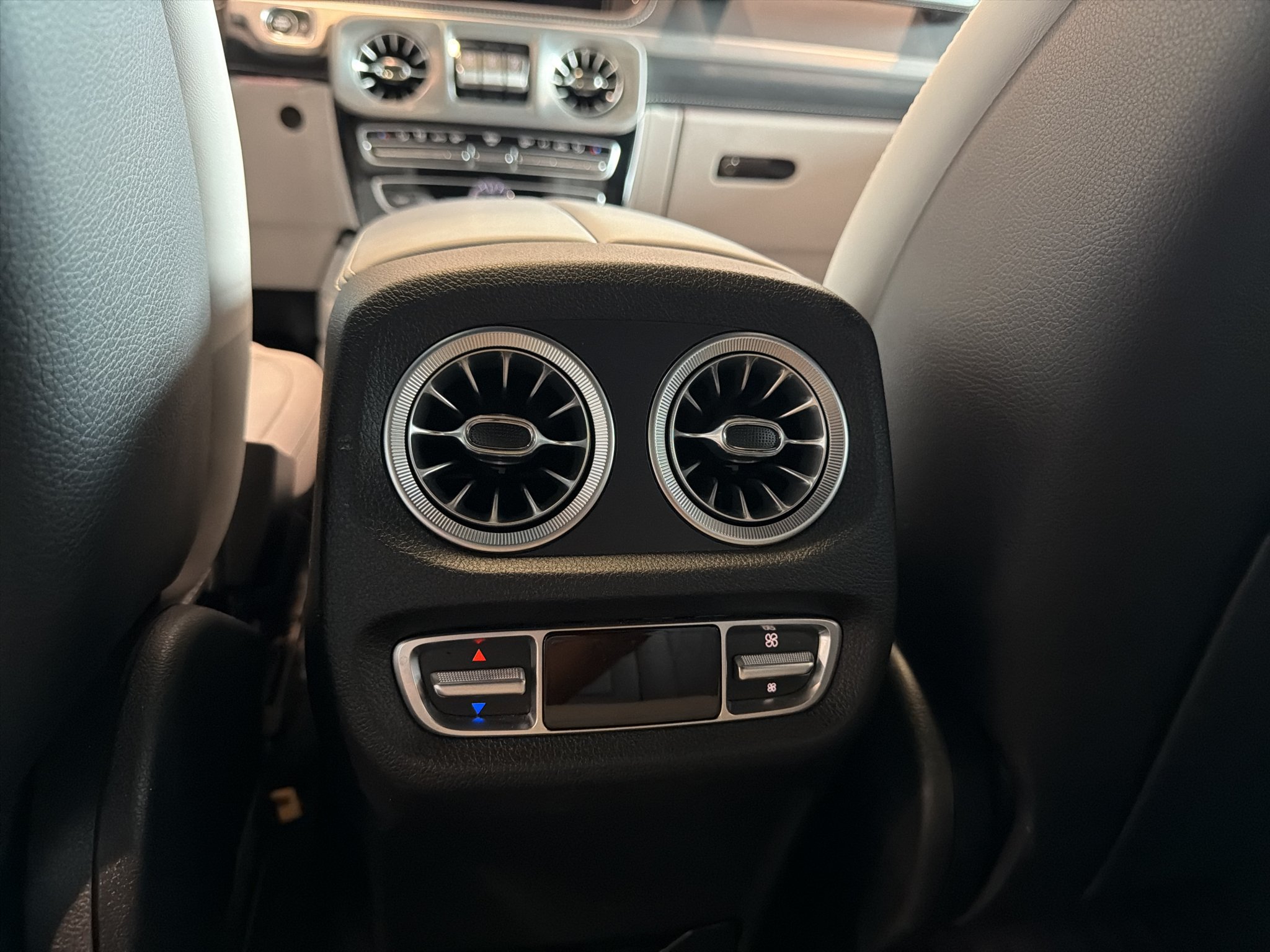 Used 2022 White Mercedes-Benz G63 AMG® image 24