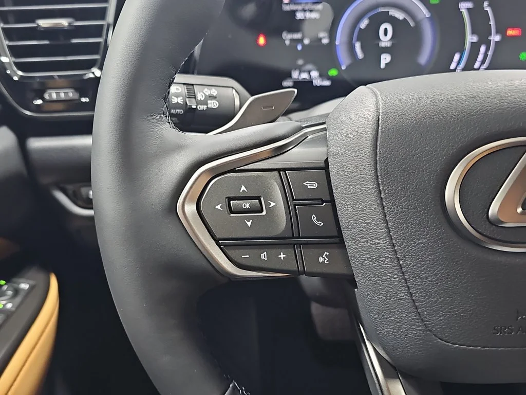New 2026 Caviar Lexus PREMIUM PLUS AWD image 16