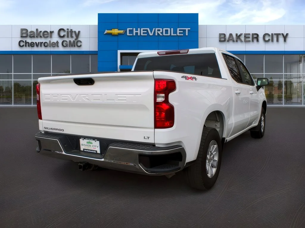 Used 2023 Summit White Chevrolet LT image 7