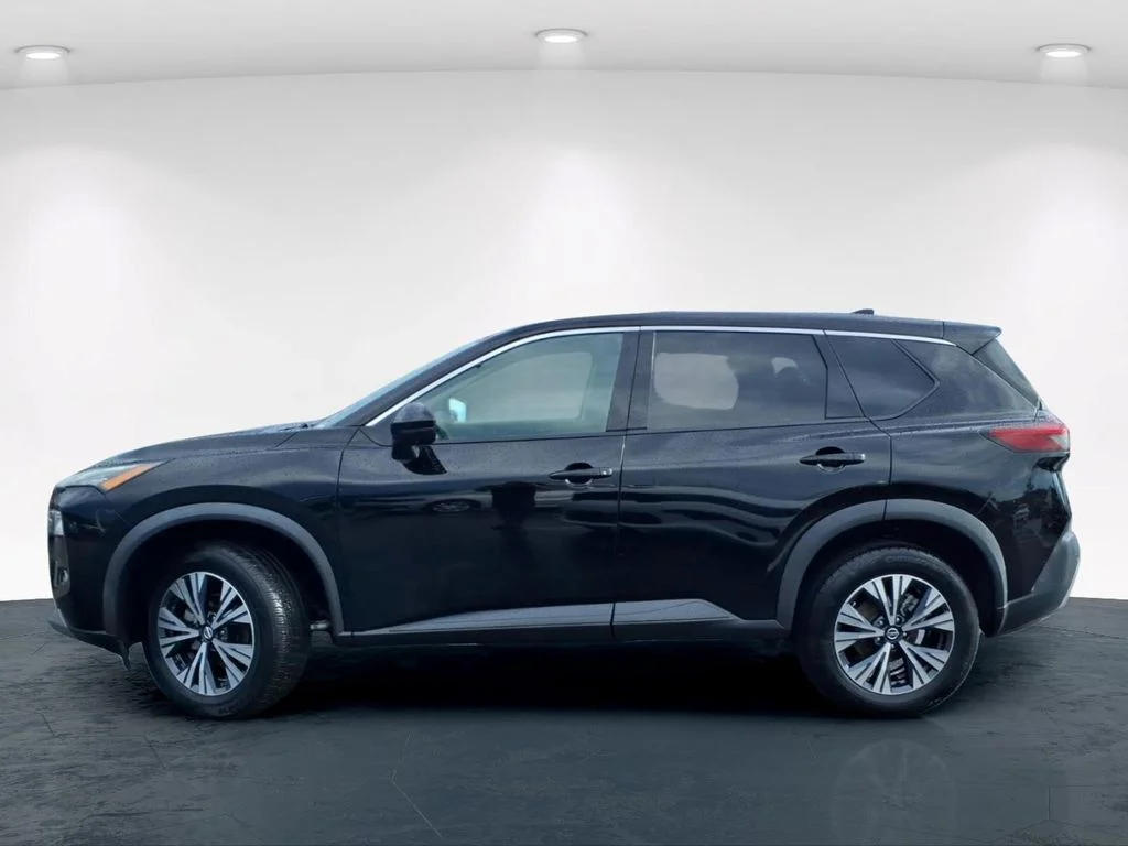 Used 2021 Black Nissan SV image 11