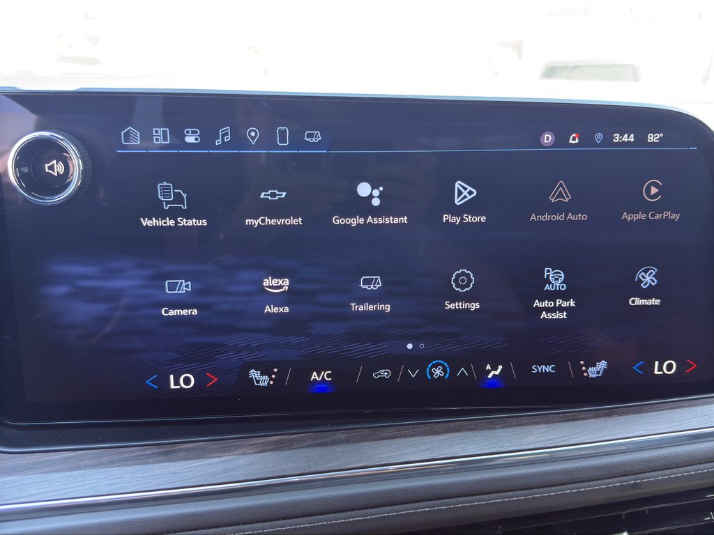 Used 2025 Gray Chevrolet Z71 image 23