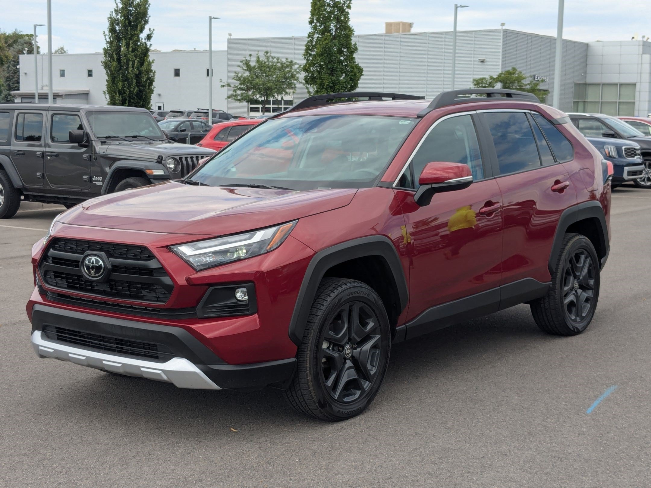 Used 2024 Pearl Toyota Adventure image 8