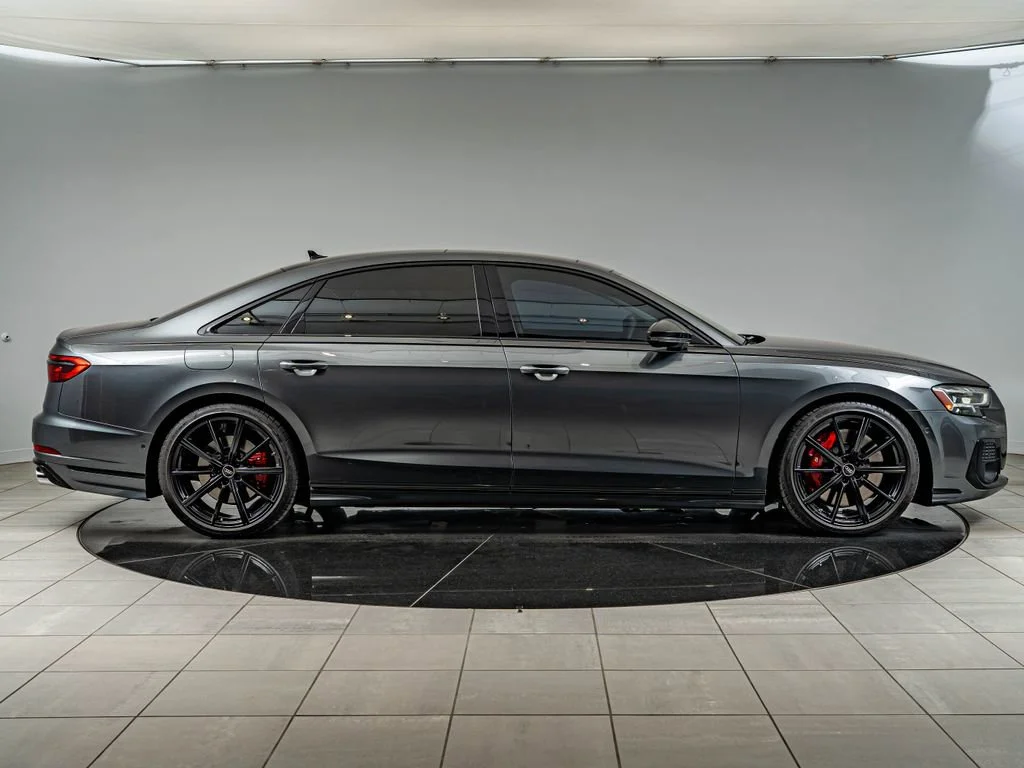 Used 2022 Daytona Gray Audi 4.0T image 4