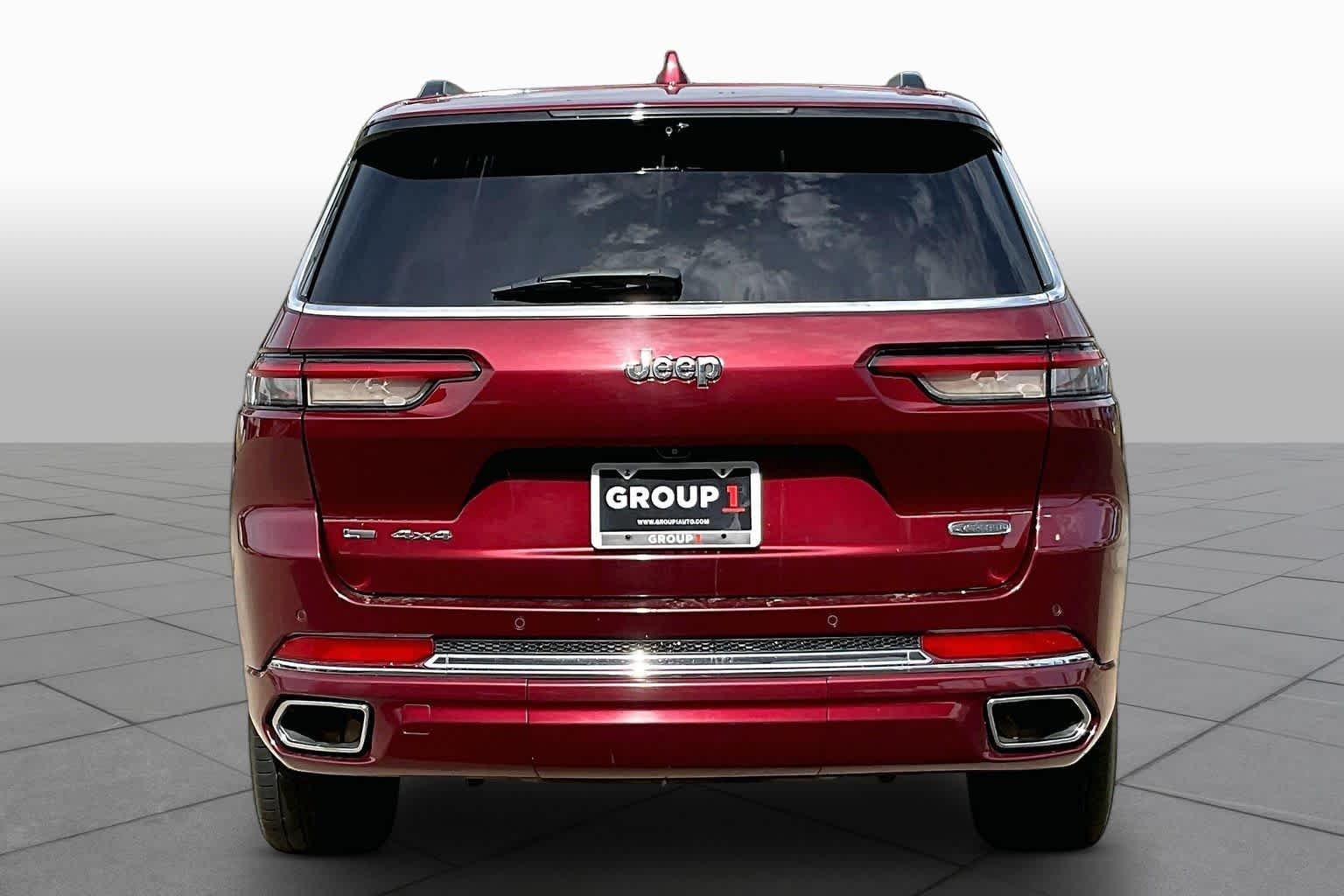 Used 2021 Velvet Red Pearlcoat Jeep Overland image 5
