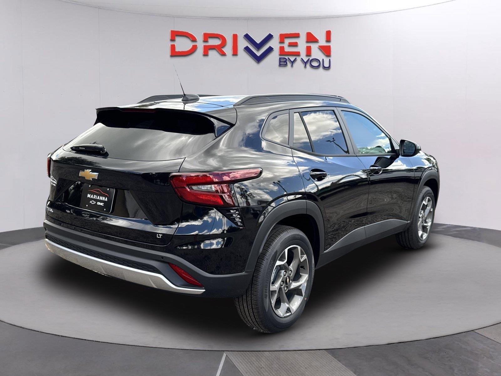 New 2026 Mosaic Black Metallic Chevrolet LT image 4