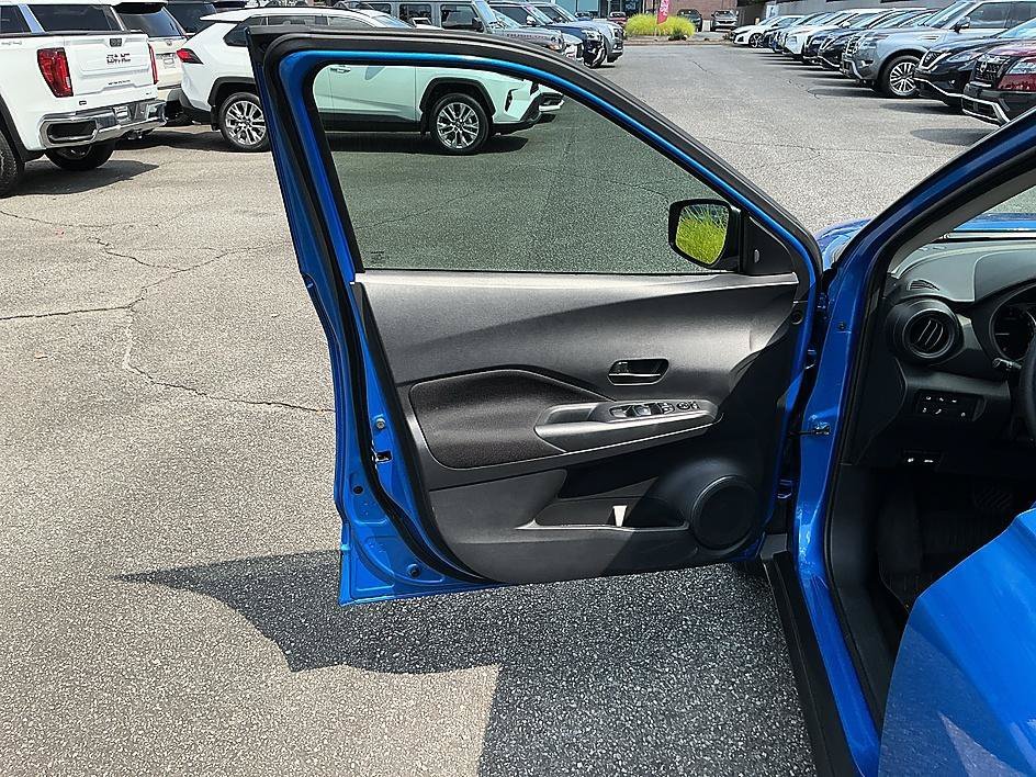 Used 2025 Electric Blue Metallic Nissan S image 11