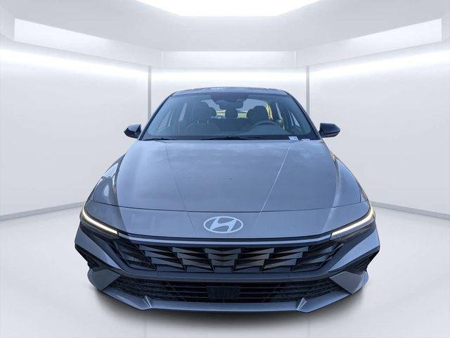 New 2026 Silver Hyundai SEL Sport Premium image 8
