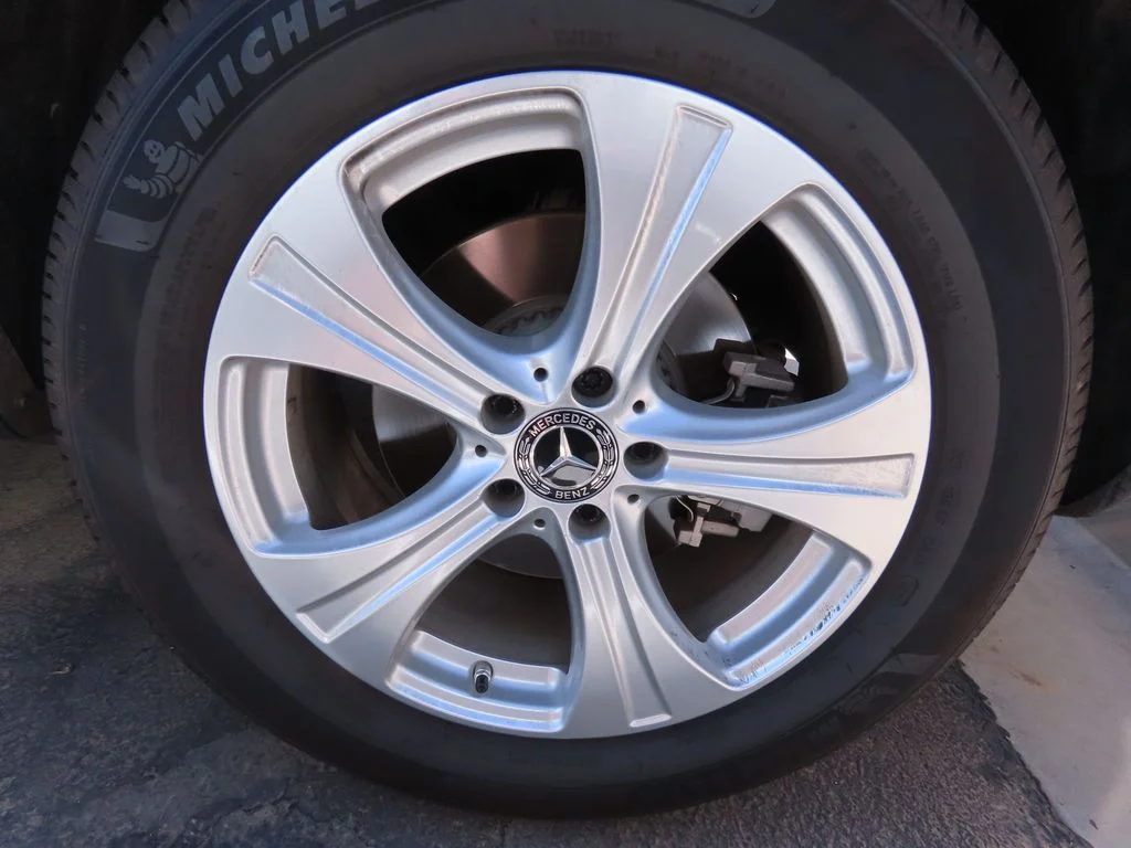 Used 2018 Blue Mercedes-Benz GLC 300 image 16