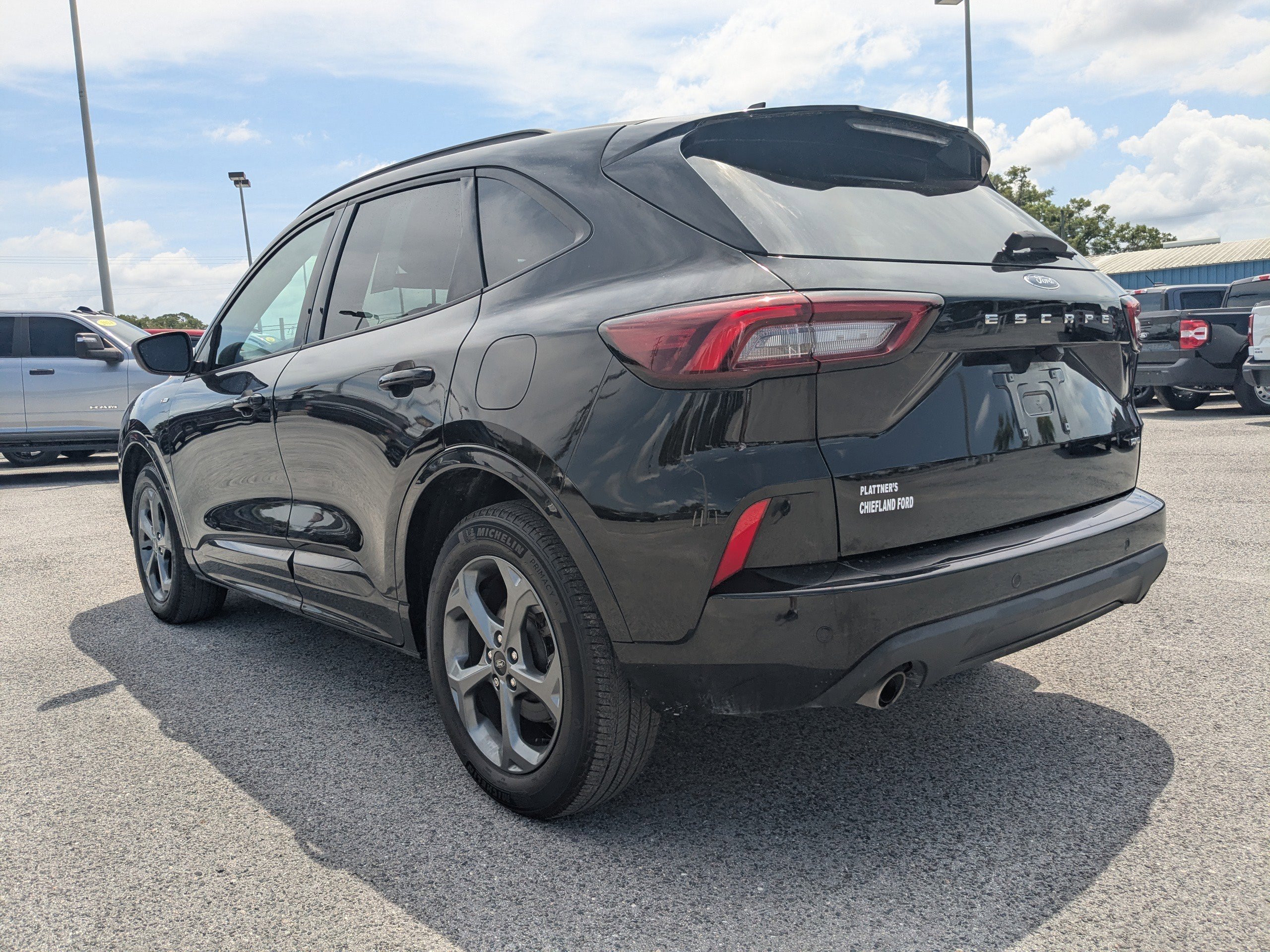 Used 2023 Black Ford ST-Line image 6