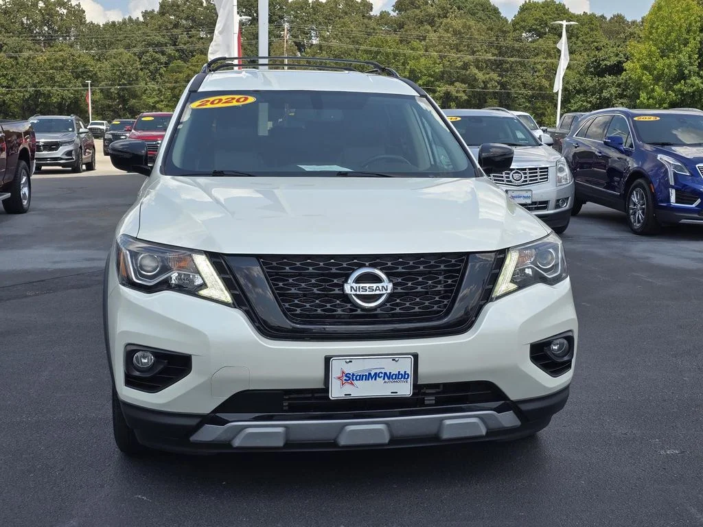 Used 2020 White Nissan SV 2WD image 2