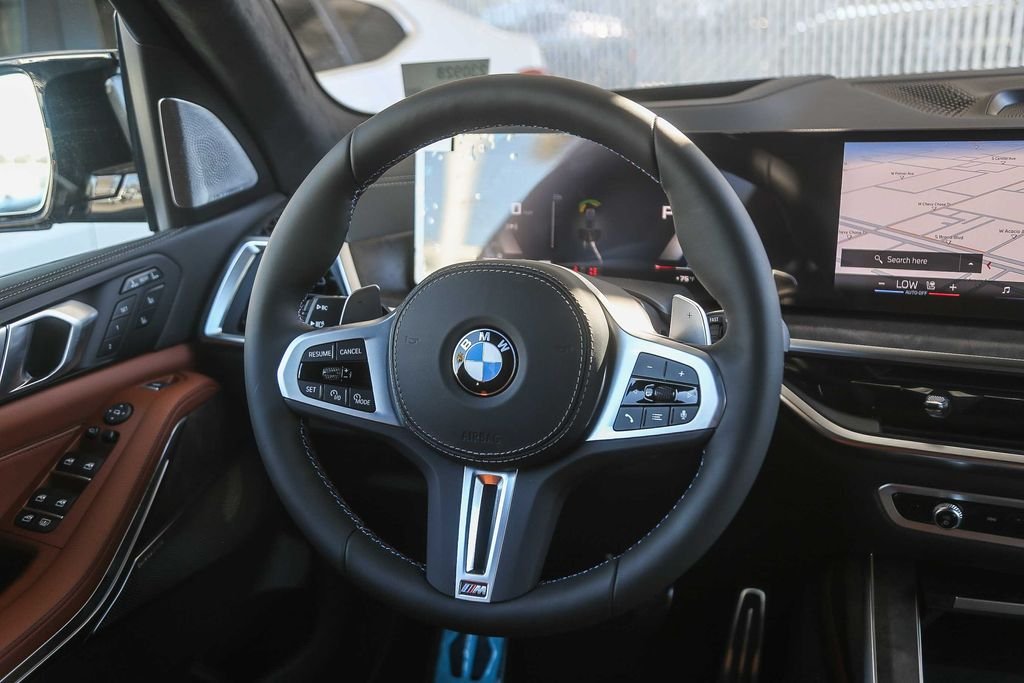 New 2027 Dravit Grey Metallic BMW M60i image 12