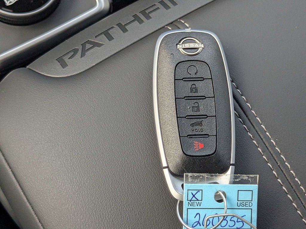 New 2026 Boulder Gray Pearl Nissan Platinum image 33