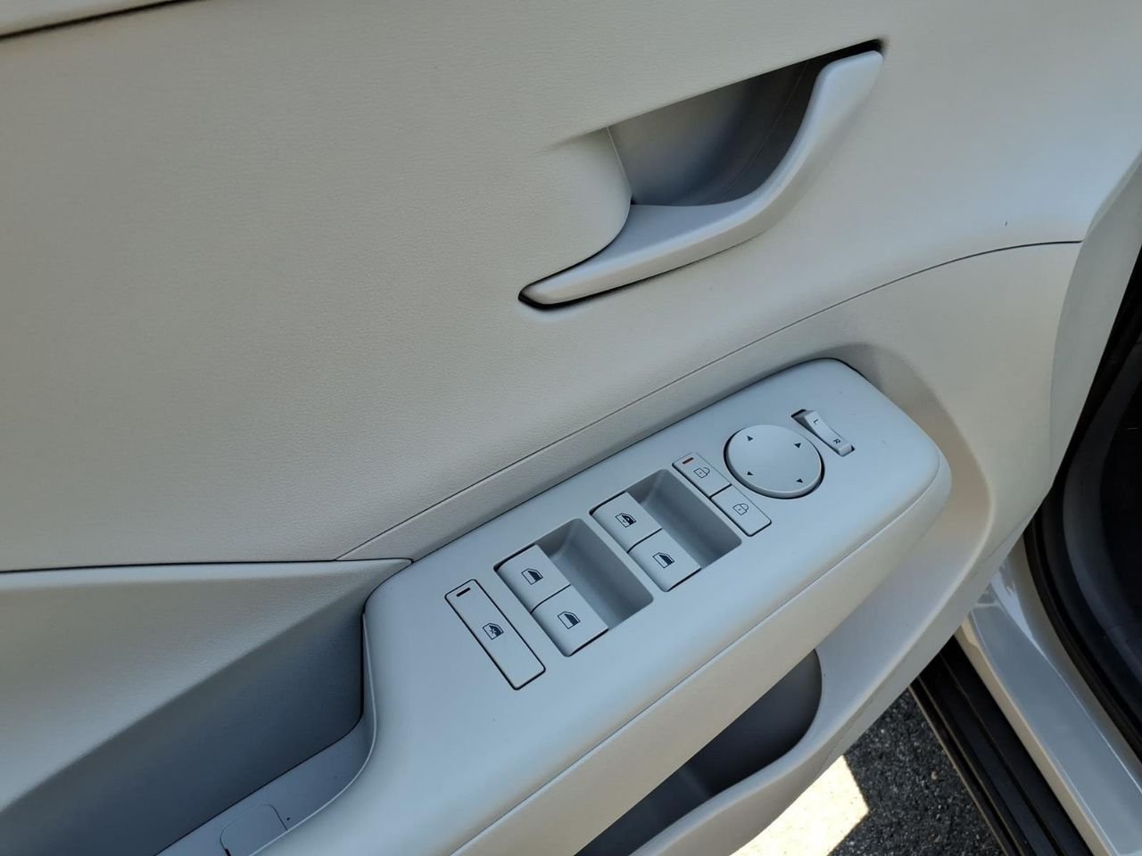 New 2026 Cyber Gray Metallic Hyundai SE FWD image 12