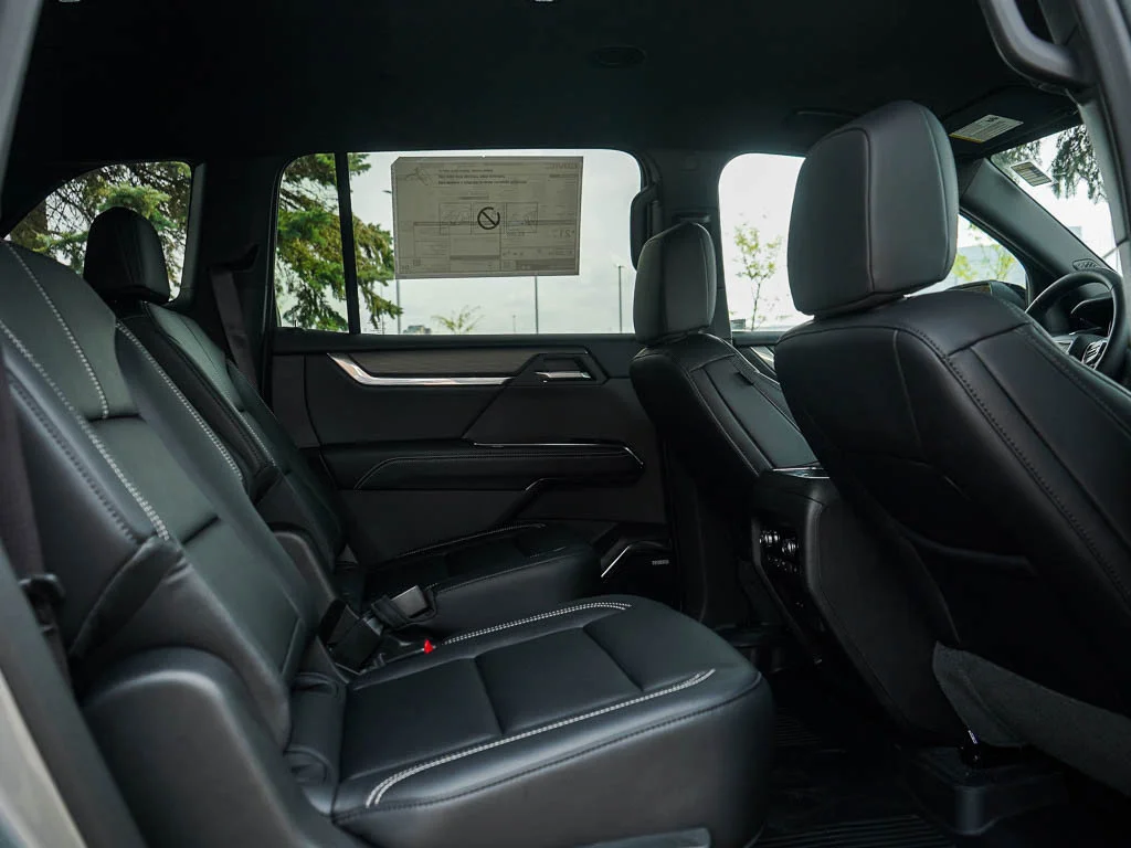 2026 GMC Acadia Elevation - Photo 12