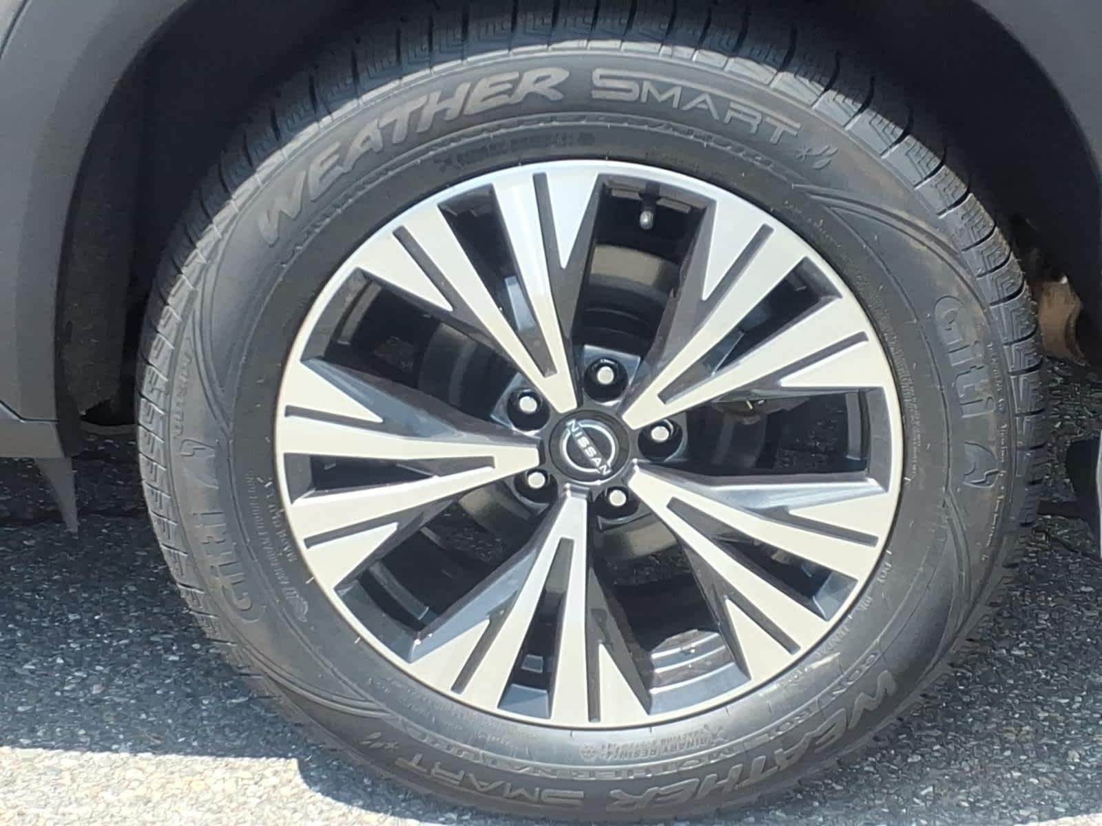 Certified Used 2023 Gun Metallic Nissan SV image 9