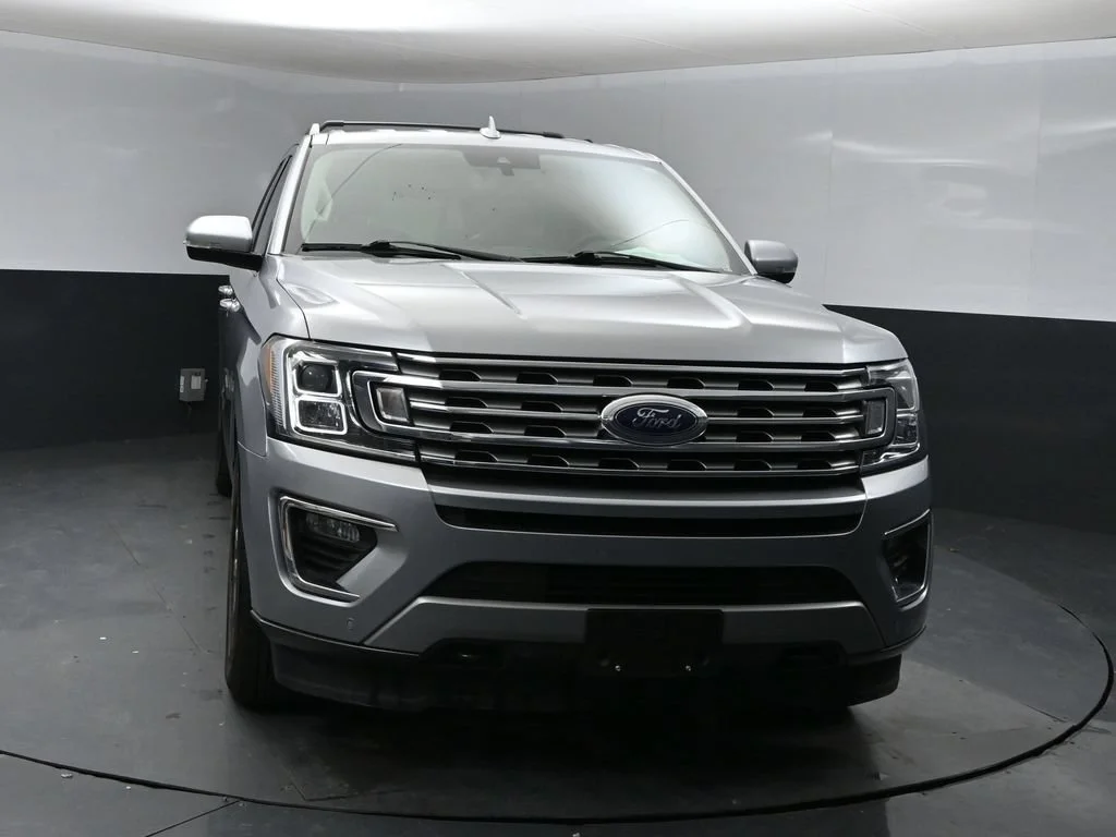 Used 2021 Silver Metallic Ford Limited image 6