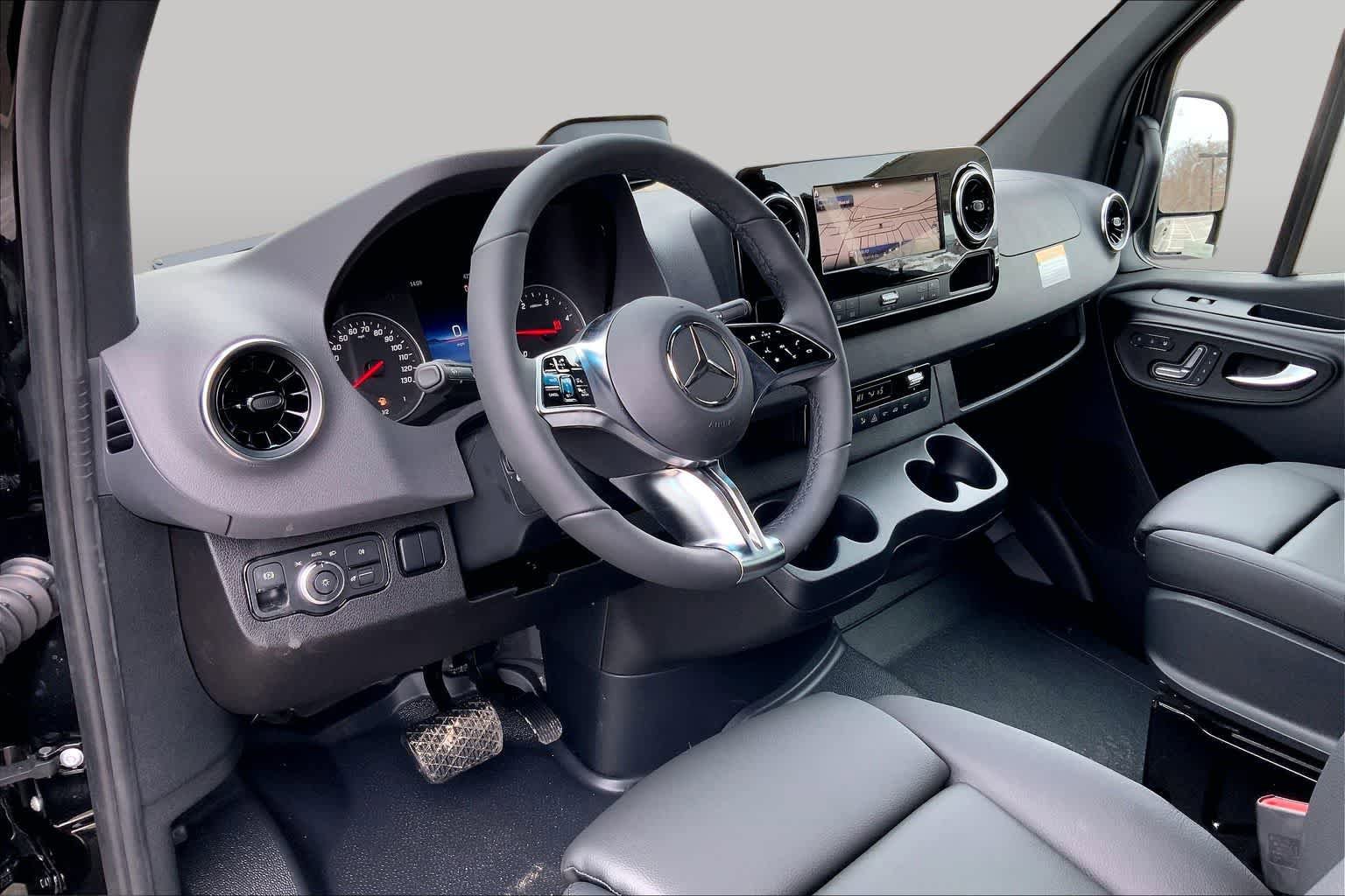 New 2026 Obsidian Black Metallic Mercedes-Benz  image 9