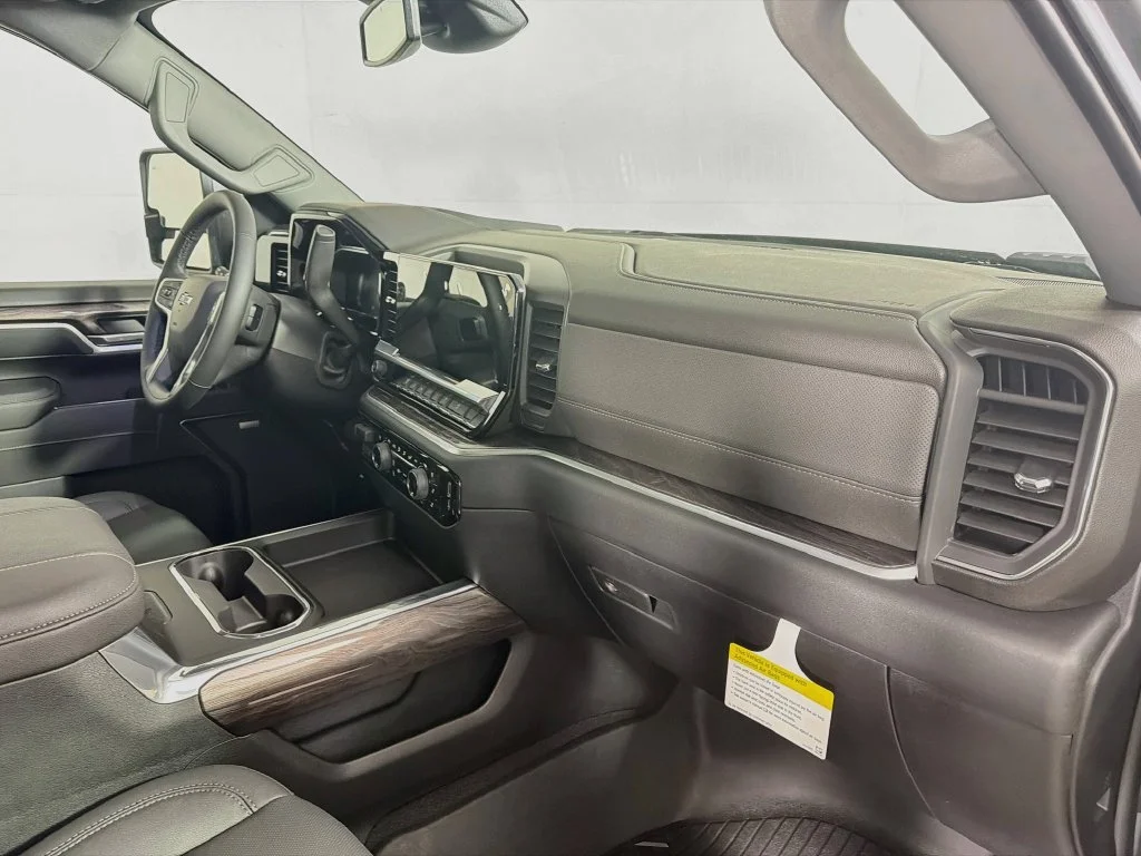 2026 Chevrolet Silverado 3500HD LTZ - Photo 27