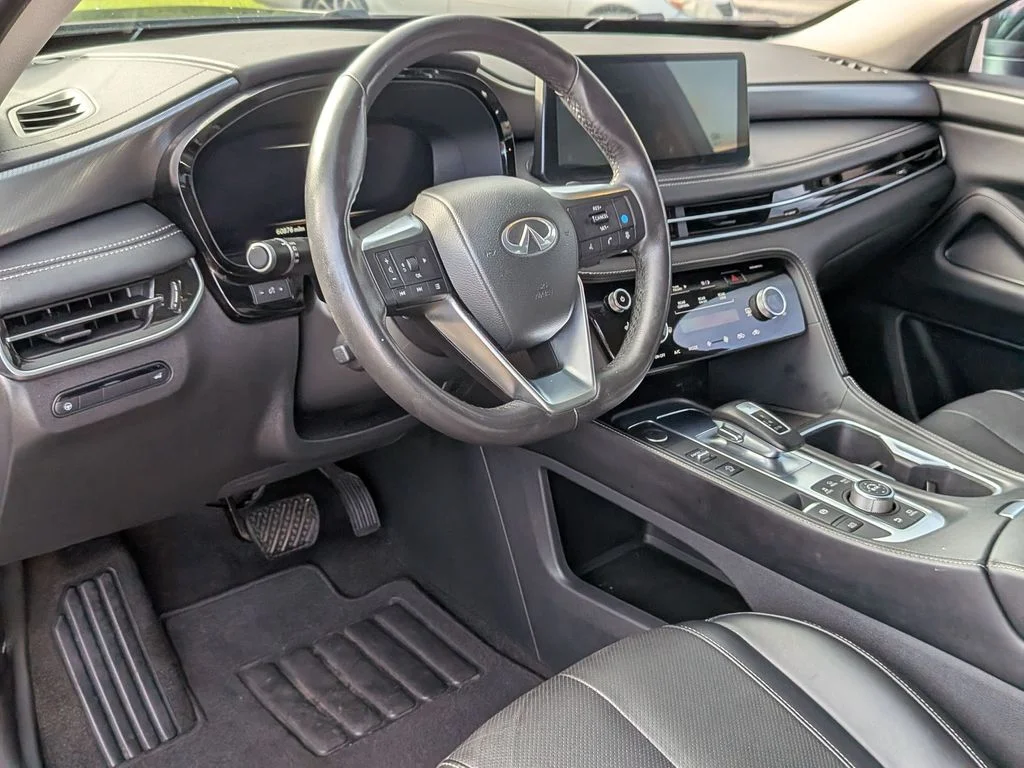 Used 2023 Blue INFINITI LUXE image 28
