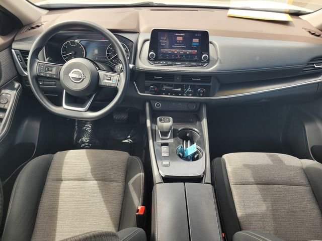 Used 2023 White Nissan SV image 16