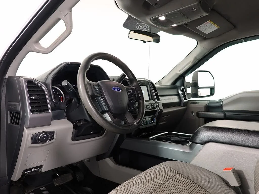 Used 2019 White Ford XLT image 10
