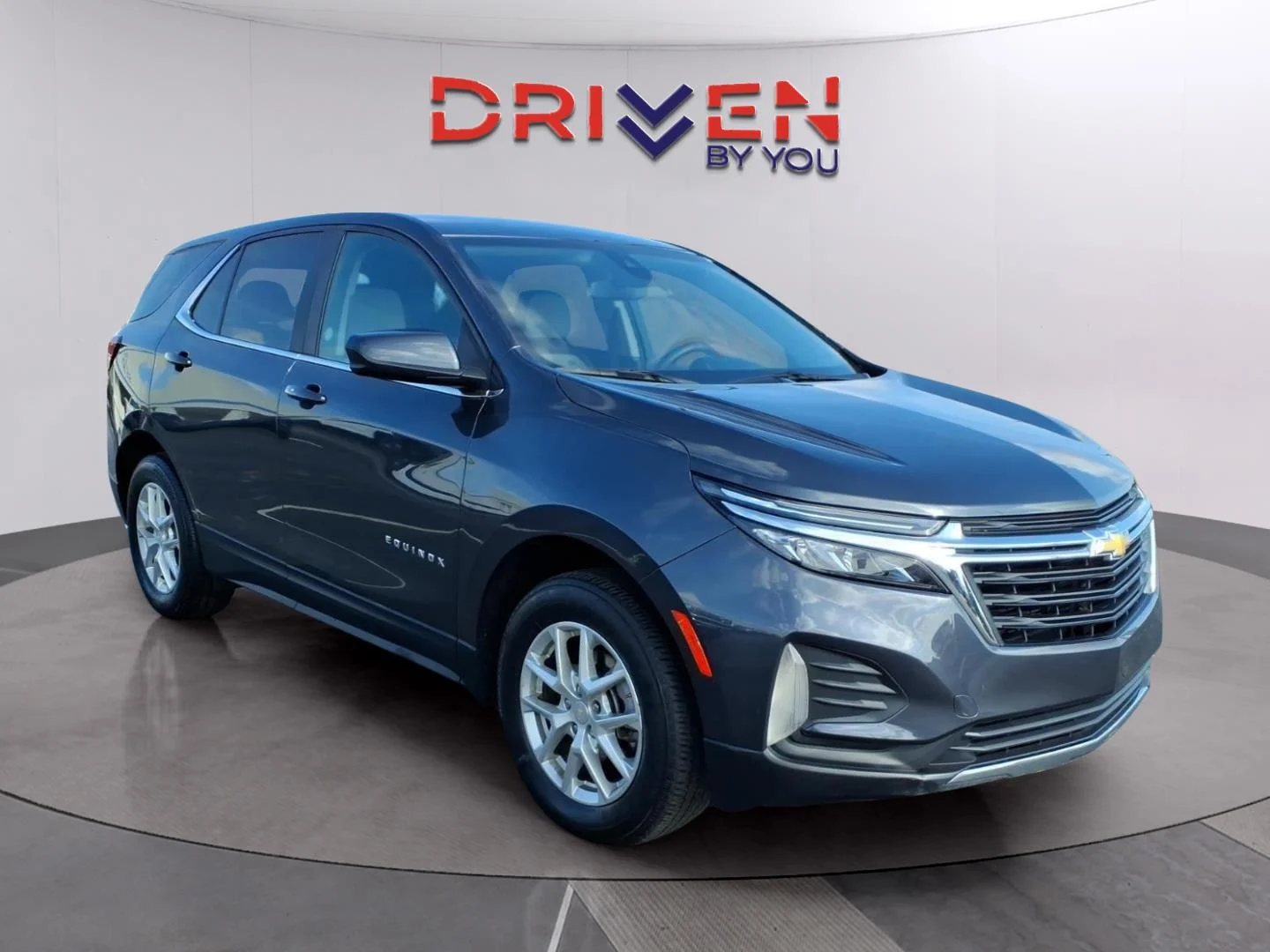 Used 2023 Iron Gray Metallic Chevrolet LT image 7