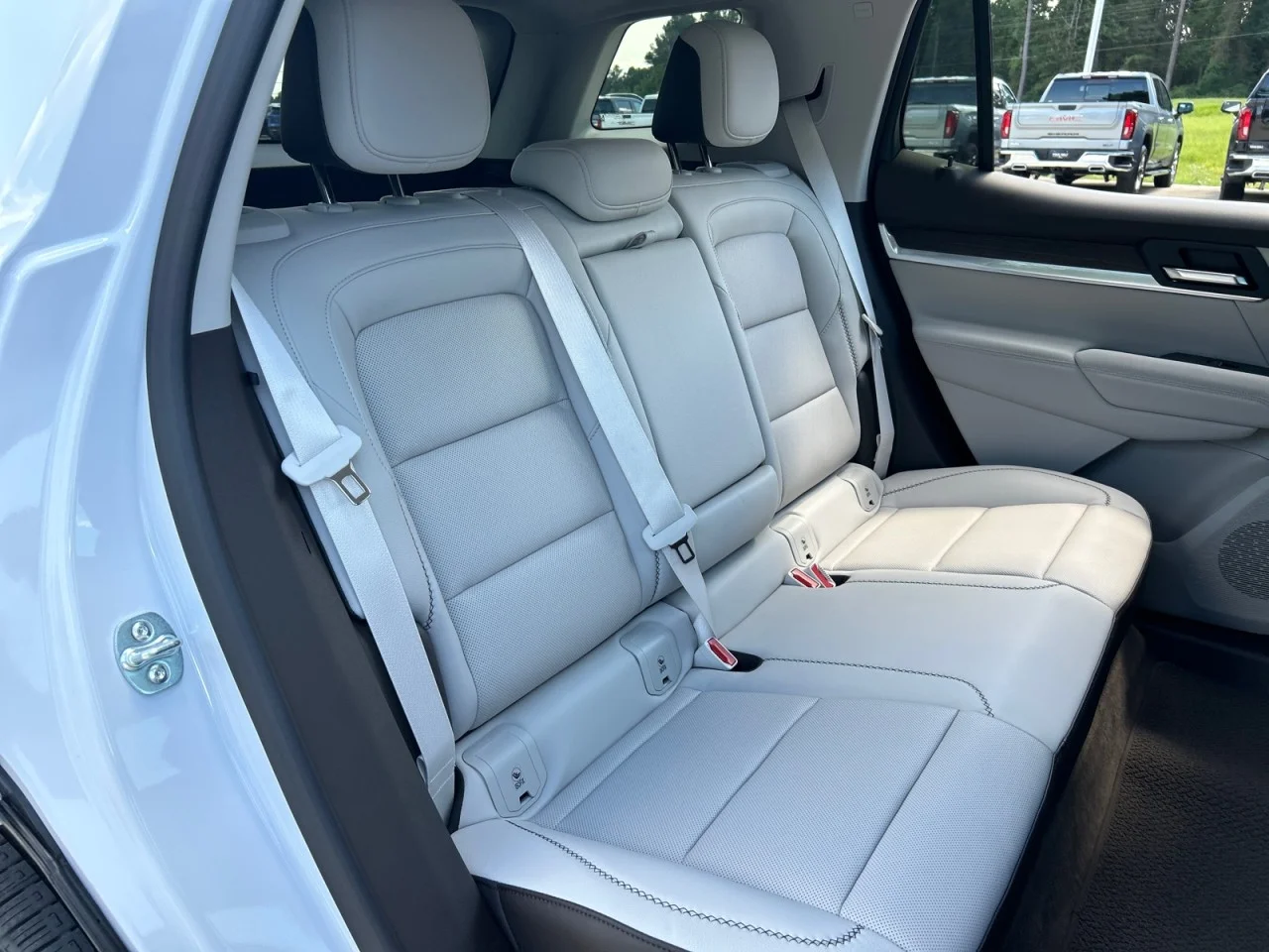 New 2027 Glacier White Tricoat GMC Denali image 20