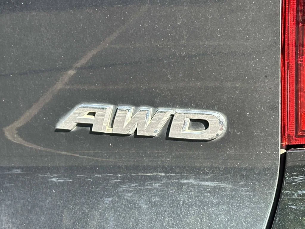 Used 2016  Honda EX-L image 10