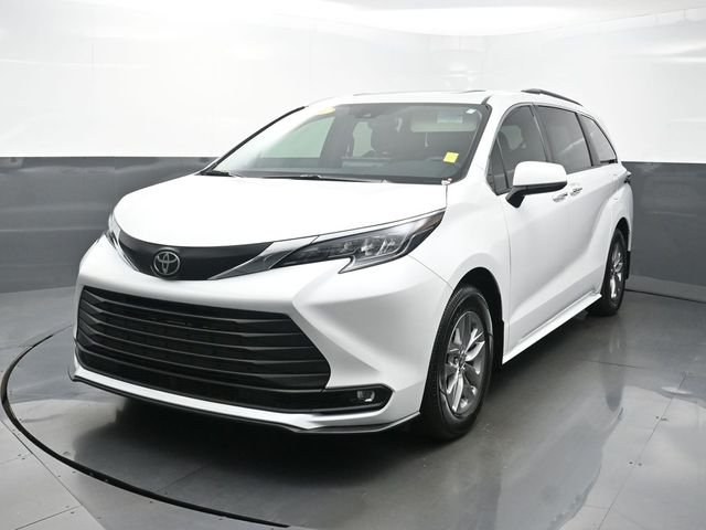 Used 2026 Beige Toyota XLE image 1