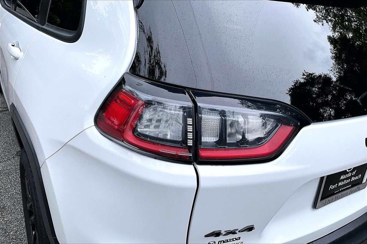 2023 Jeep Cherokee Altitude Lux - Photo 20