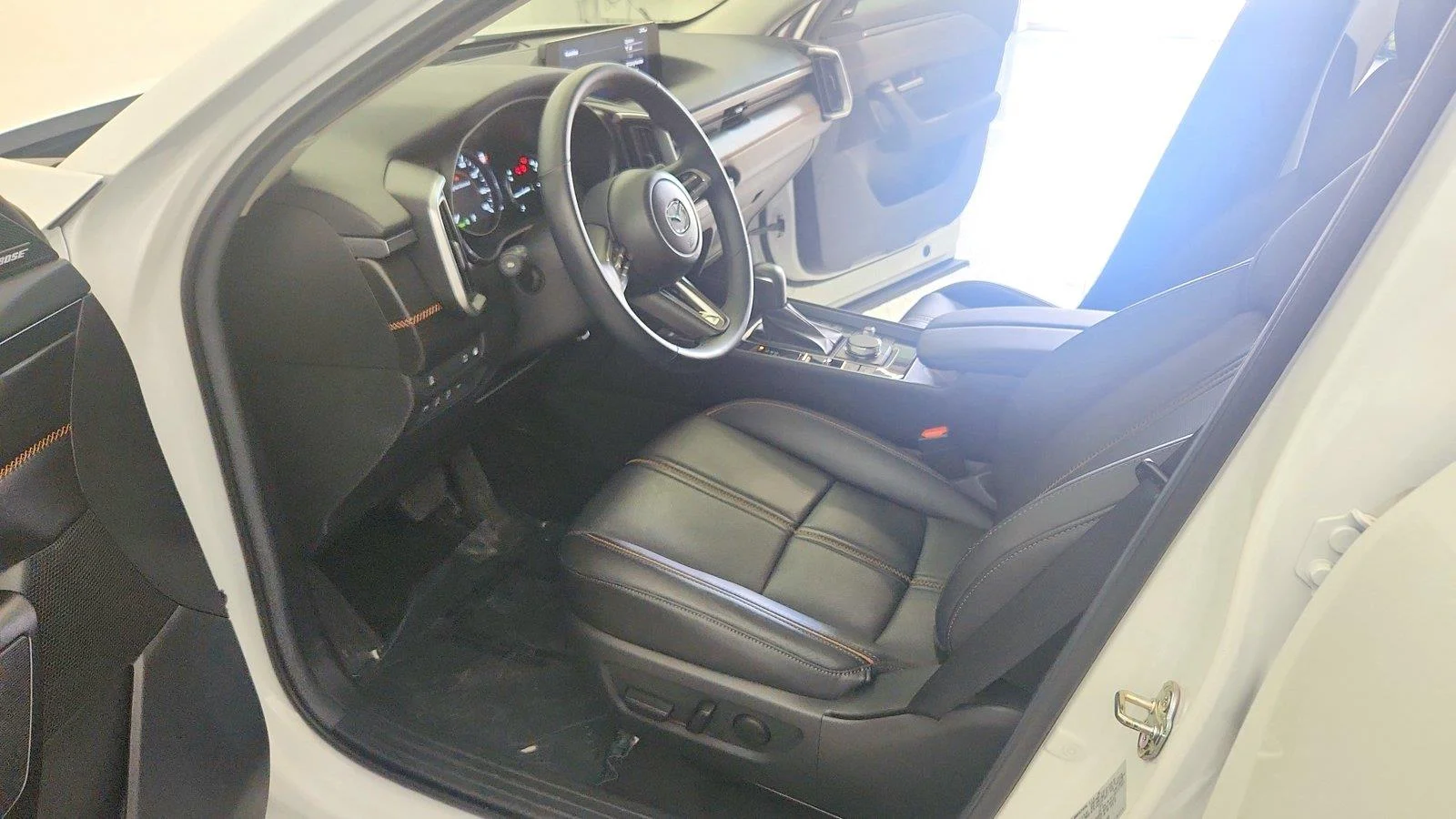 Used 2025 Wind Chill Pearl Mazda Premium Package image 14