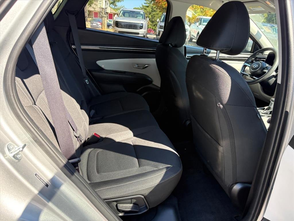 Certified Used 2023 Shimmering Silver Metallic Hyundai SEL image 17